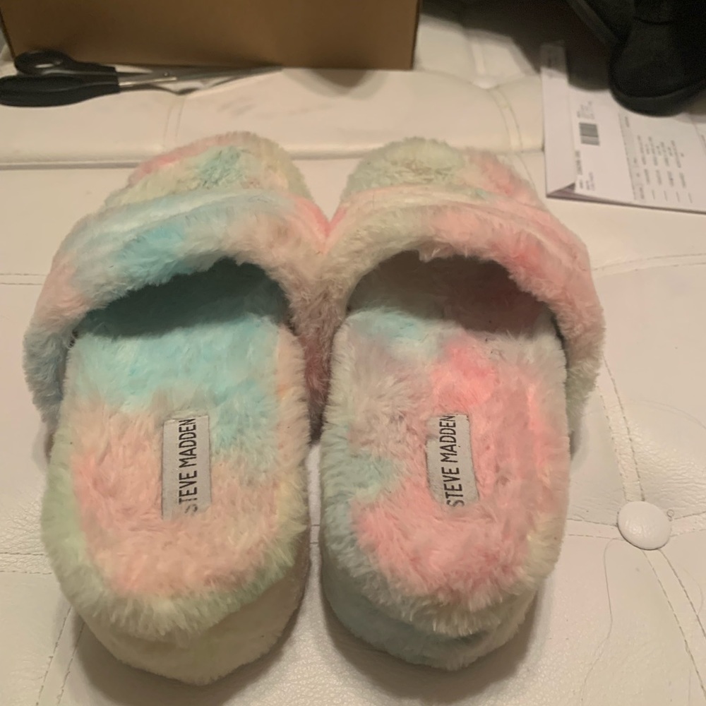 Steve Madden Platform Fuzzy Slides - 8 - image 2